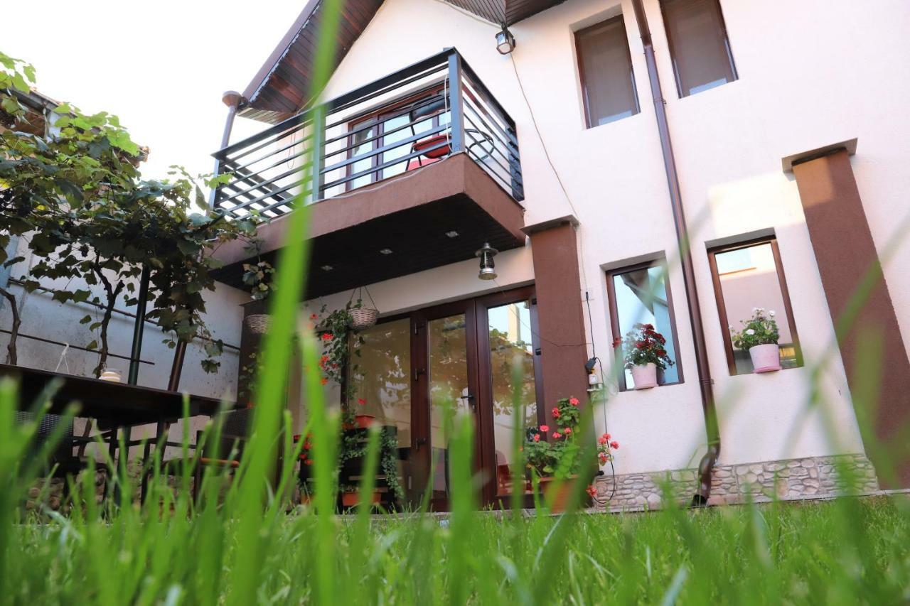 Upstairs Residence Târgu Jiu 외부 사진