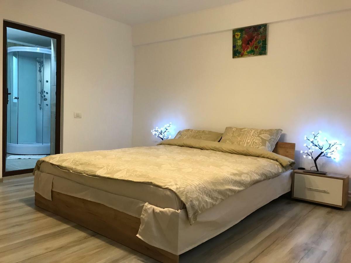 Upstairs Residence Târgu Jiu 외부 사진