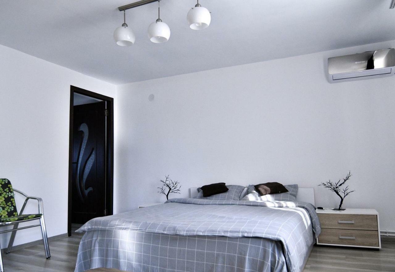 Upstairs Residence Târgu Jiu 외부 사진
