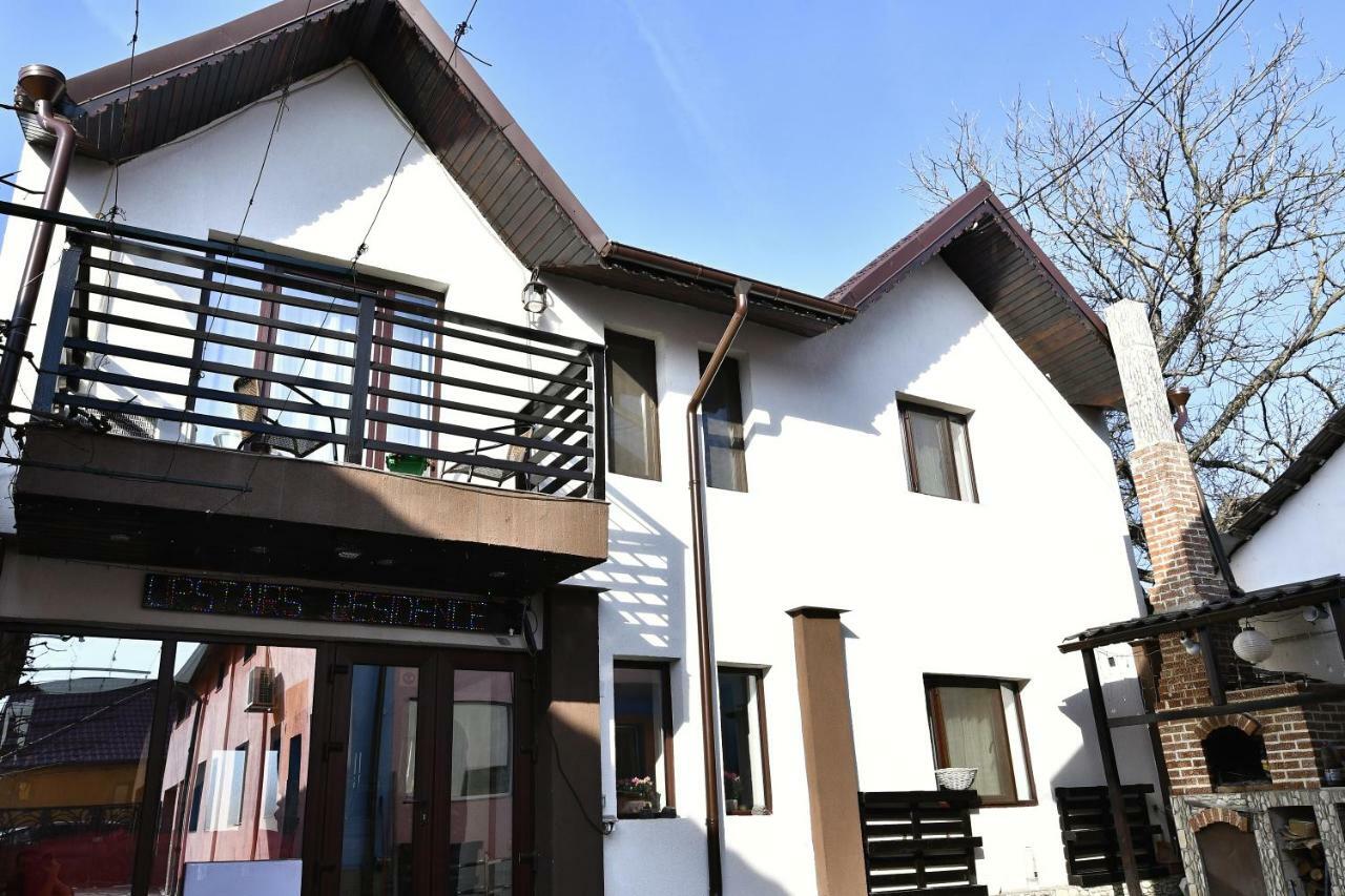 Upstairs Residence Târgu Jiu 외부 사진